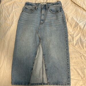 Abercrombie & Fitch Denim Midi Skirt high rise